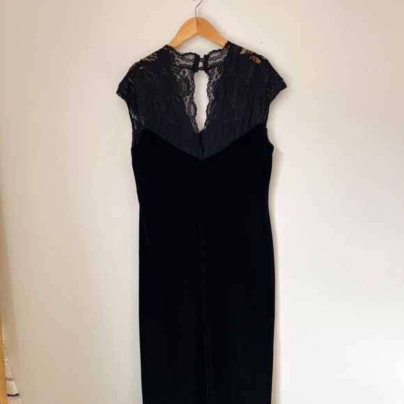 SOLD ON IG - Picture 5 of 5